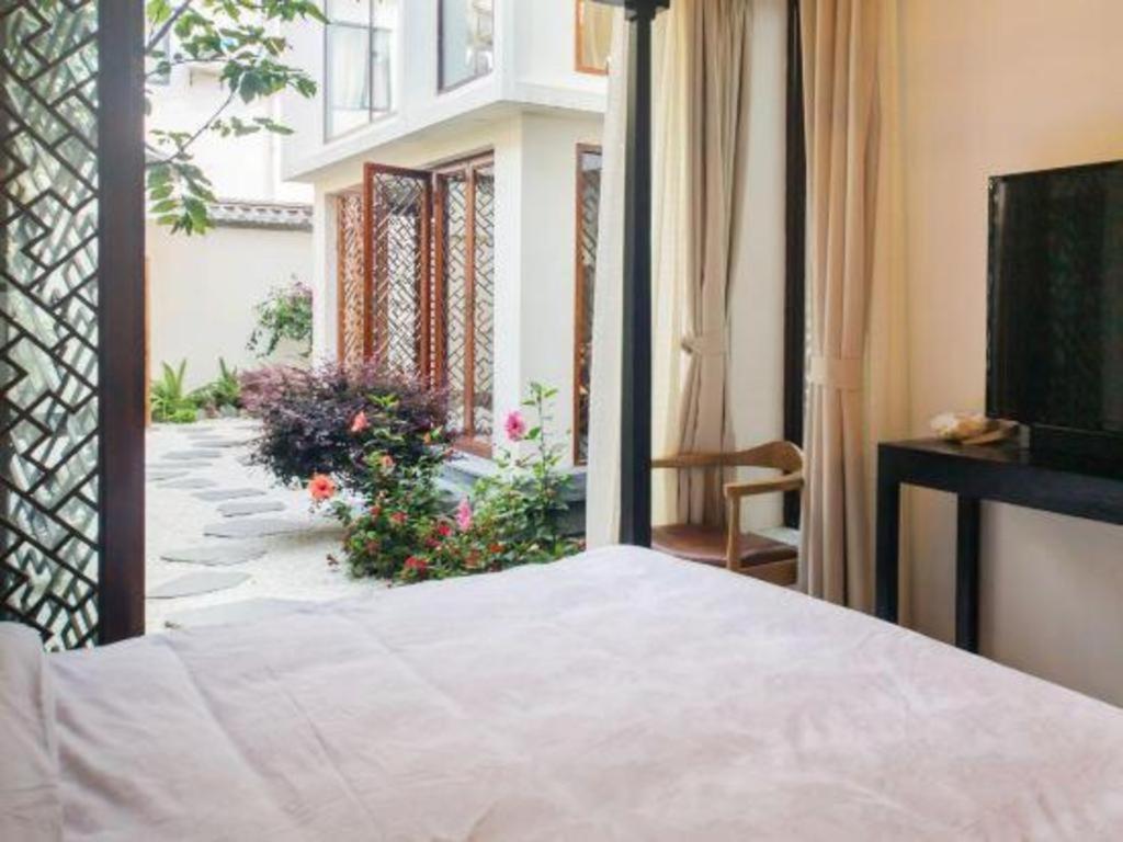 Dali Four Seasons Hostel Экстерьер фото