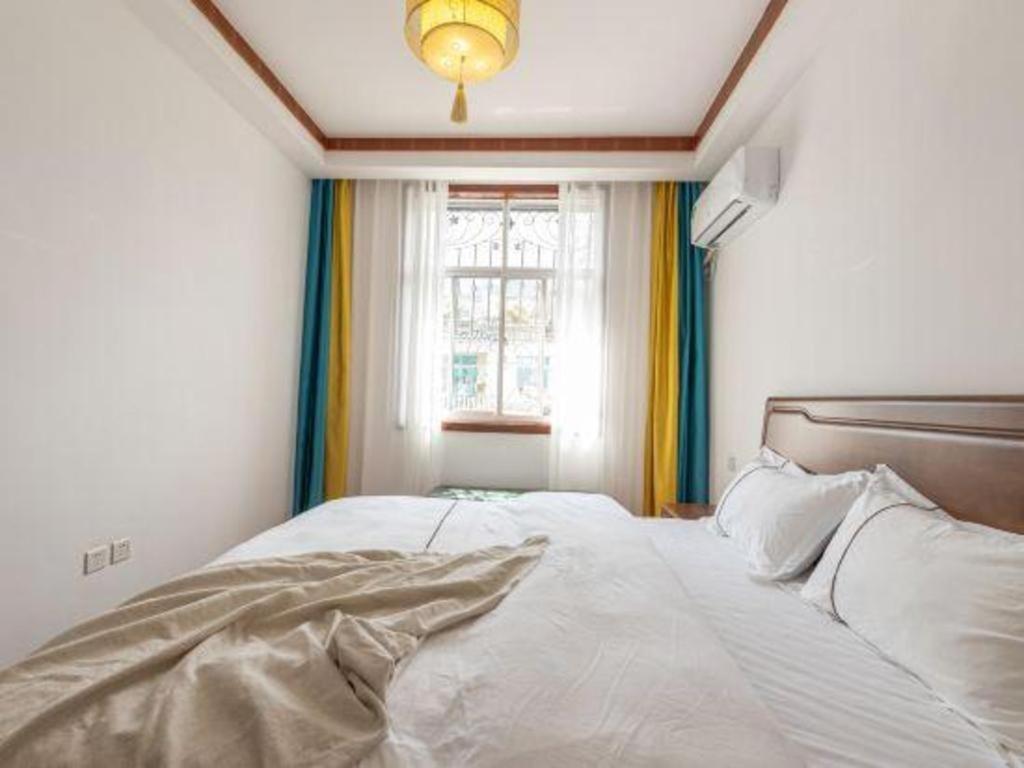 Dali Four Seasons Hostel Экстерьер фото