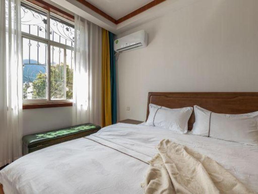 Dali Four Seasons Hostel Экстерьер фото