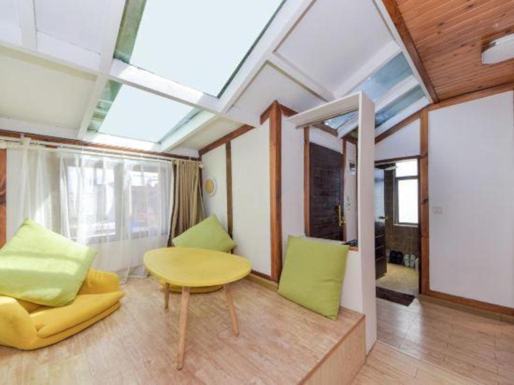 Dali Four Seasons Hostel Экстерьер фото