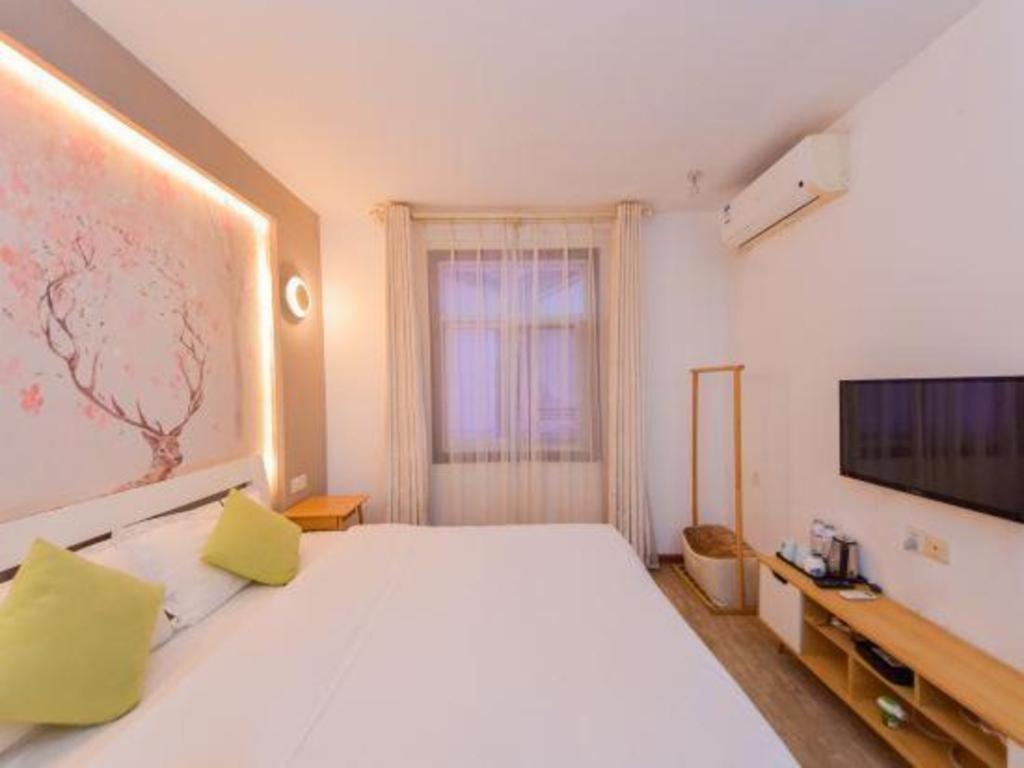 Dali Four Seasons Hostel Экстерьер фото
