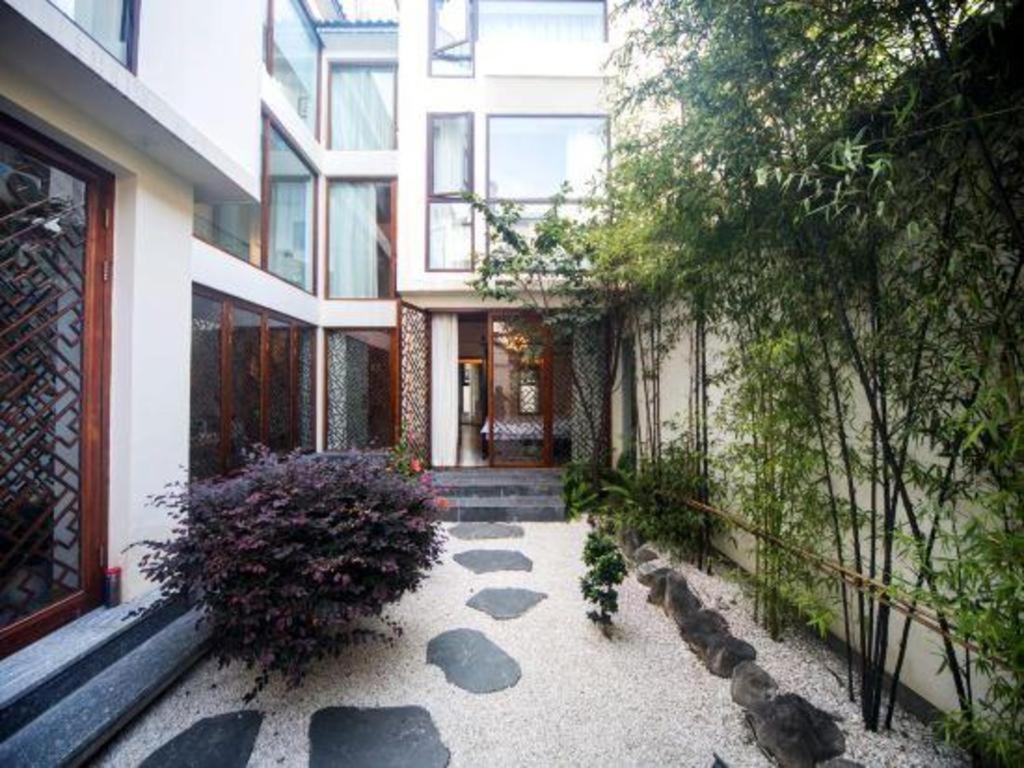 Dali Four Seasons Hostel Экстерьер фото