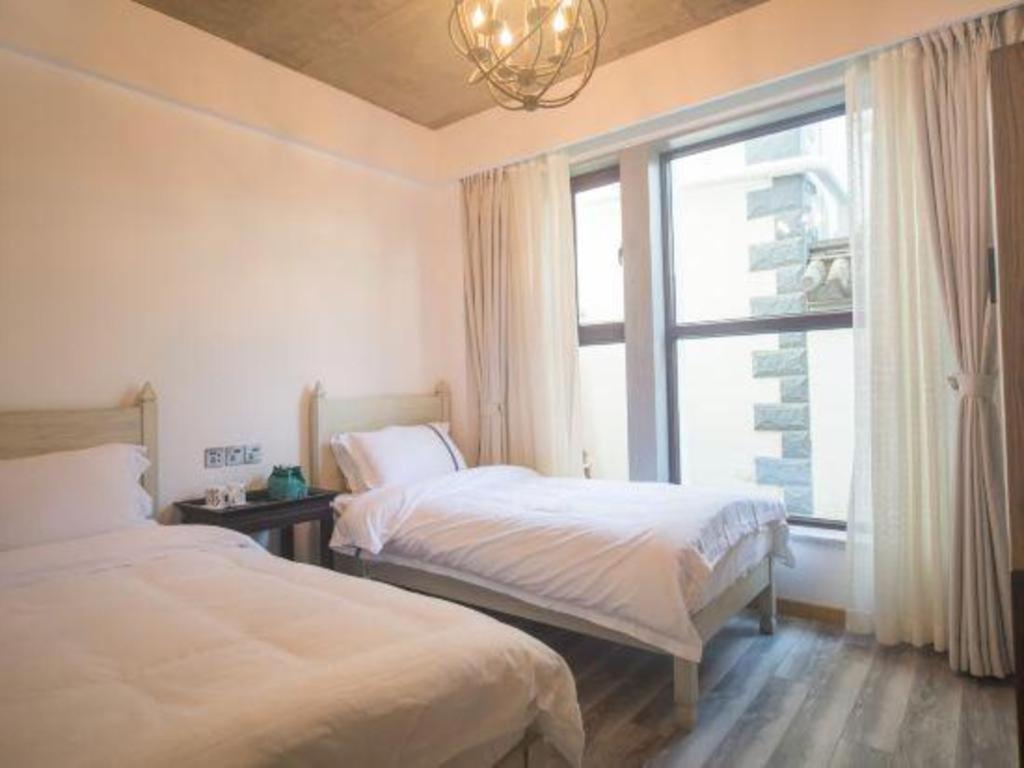Dali Four Seasons Hostel Экстерьер фото